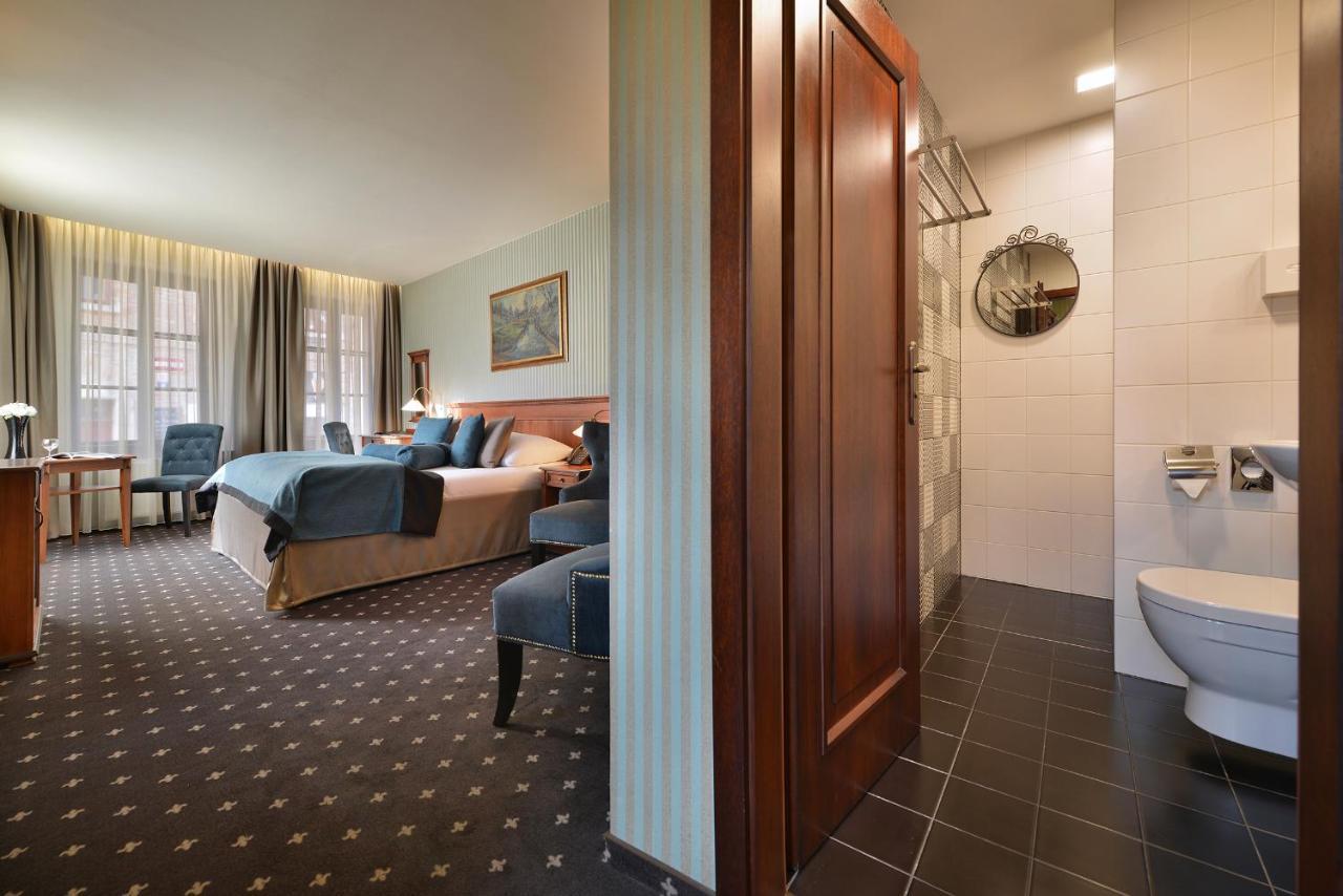 Hotel Morris Premium Collection เชสกาลีปา ภายนอก รูปภาพ