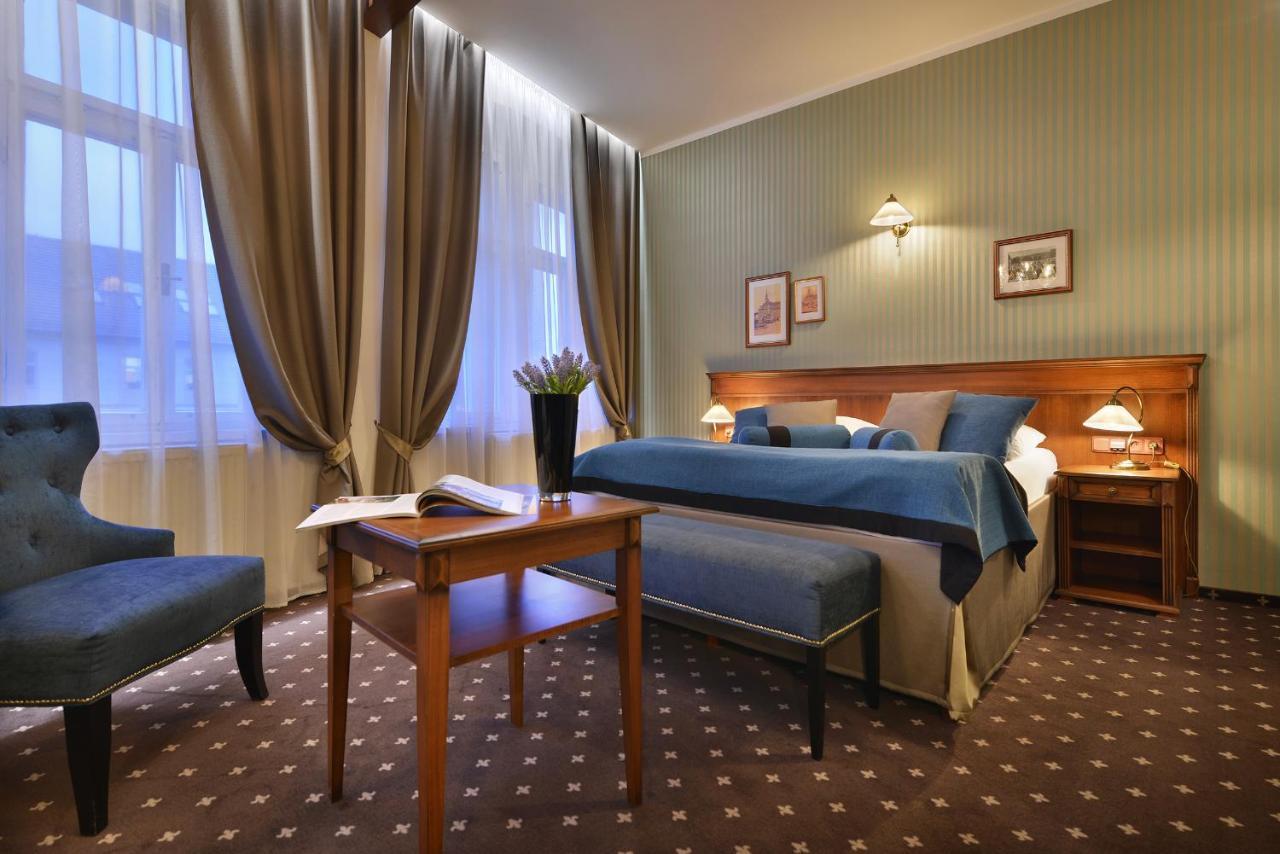 Hotel Morris Premium Collection เชสกาลีปา ภายนอก รูปภาพ