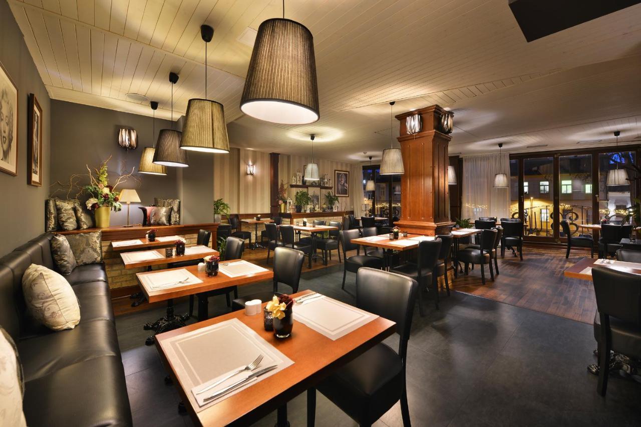 Hotel Morris Premium Collection เชสกาลีปา ภายนอก รูปภาพ