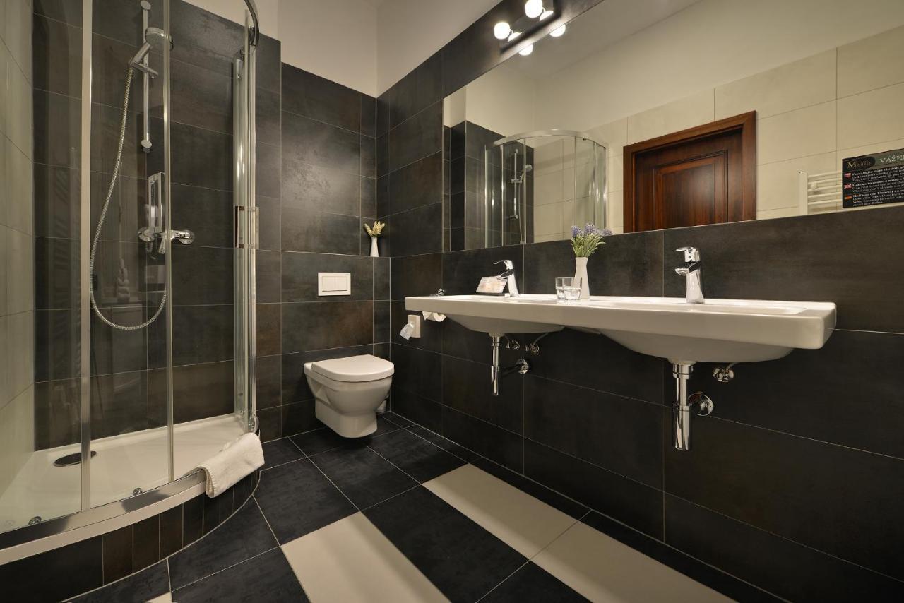 Hotel Morris Premium Collection เชสกาลีปา ภายนอก รูปภาพ